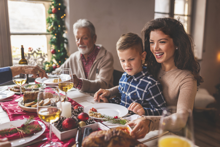 Holiday season: 10 tips for dealing with food allergies